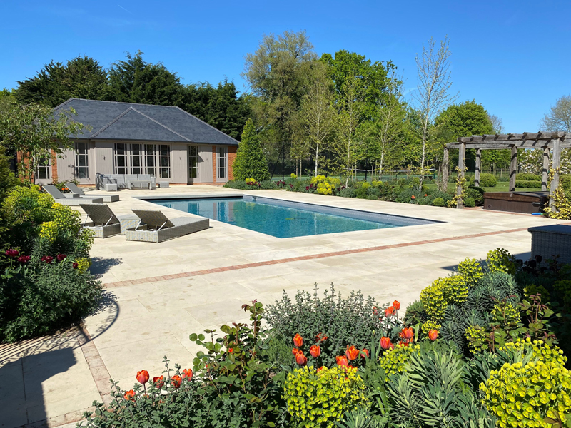 Barns GreenMain Image 15